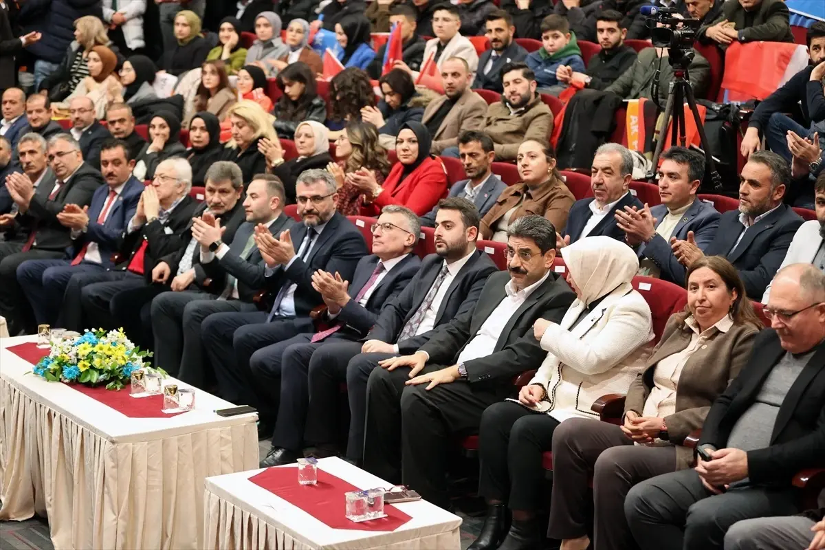 AK Parti TBMM Grup Başkanı Güler, partisinin Sivas Gençlik Kolları Kongresi’nde konuştu Açıklaması