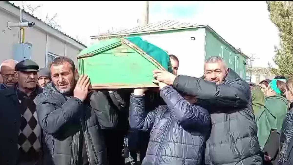 Ali Bakırhan, Kars’ta Defnedildi